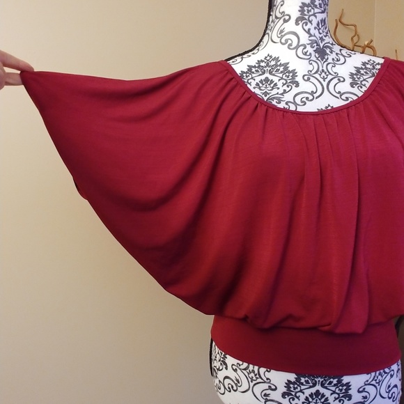 Magenta butterfly top - Picture 2 of 3